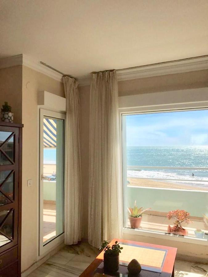 Gatu Premium Villa Isabel Terraza,Parking,1ºlinea Playa,Wifi,Vista Al Mar , Preferente Mayores De 25 Anos Y Familias Cadiz Bagian luar foto