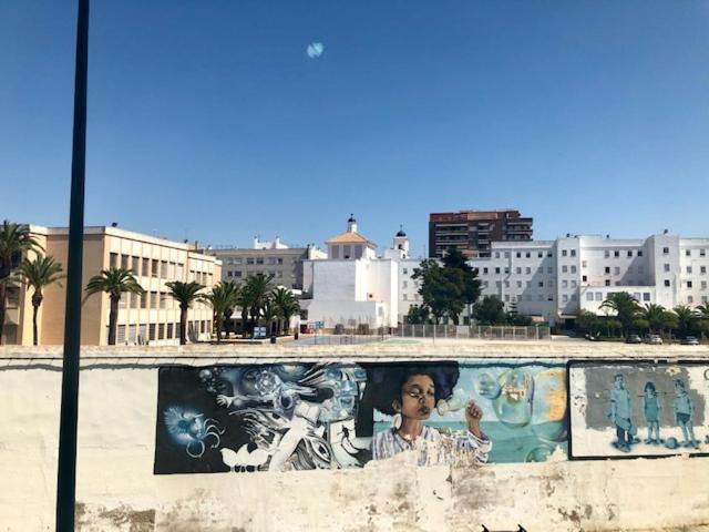 Gatu Premium Villa Isabel Terraza,Parking,1ºlinea Playa,Wifi,Vista Al Mar , Preferente Mayores De 25 Anos Y Familias Cadiz Bagian luar foto